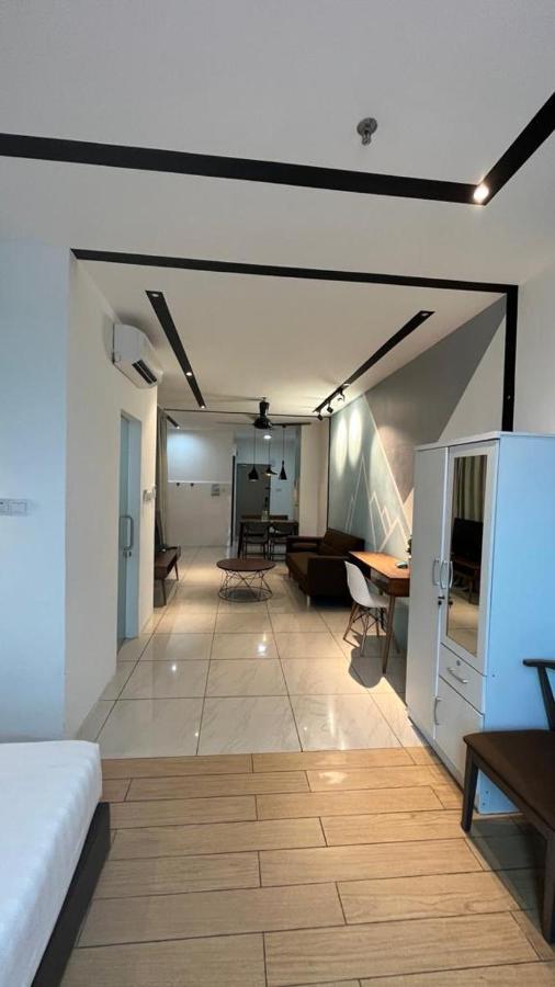 Itcc Manhattan By Prime * Penampang